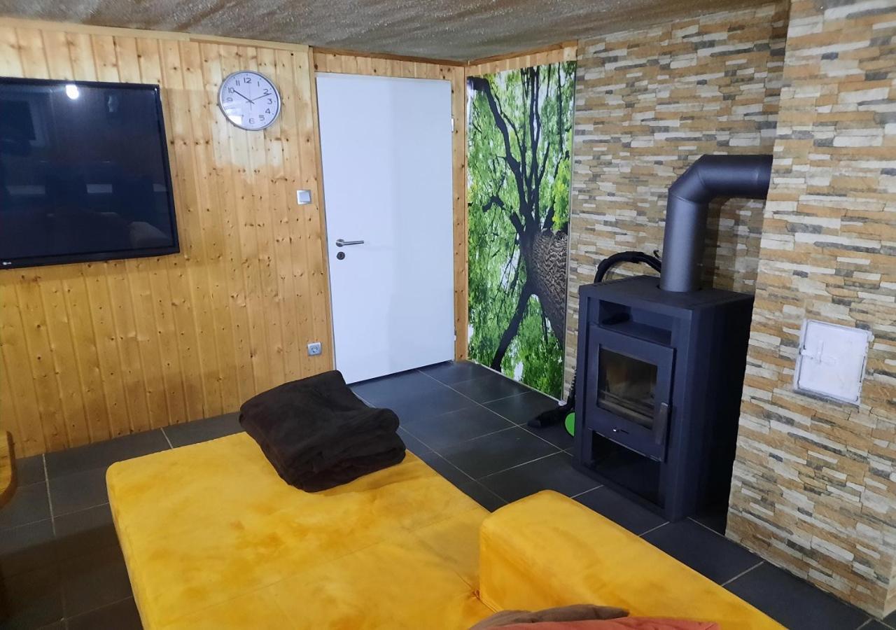 Exklusive Naturoase Direkt Am Ars Natura Wanderweg Mit Panoramablick Auf Melsungen Exteriör bild